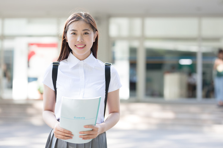 眉山电子职业技术学校学费